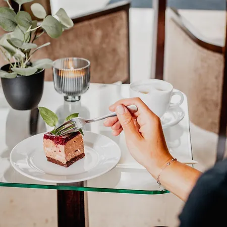 Platinum 3* Ostróda