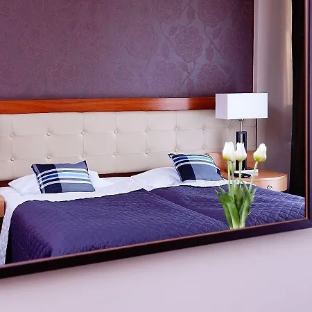 Platinum Hotel