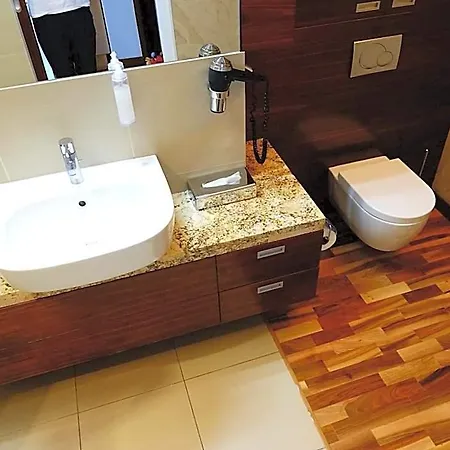 Hotel Platinum